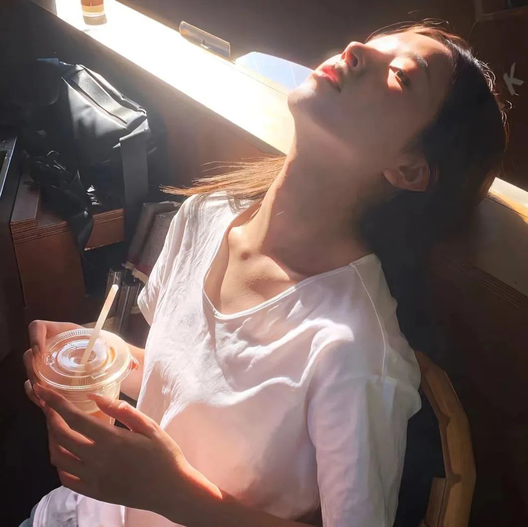 闪亮女孩